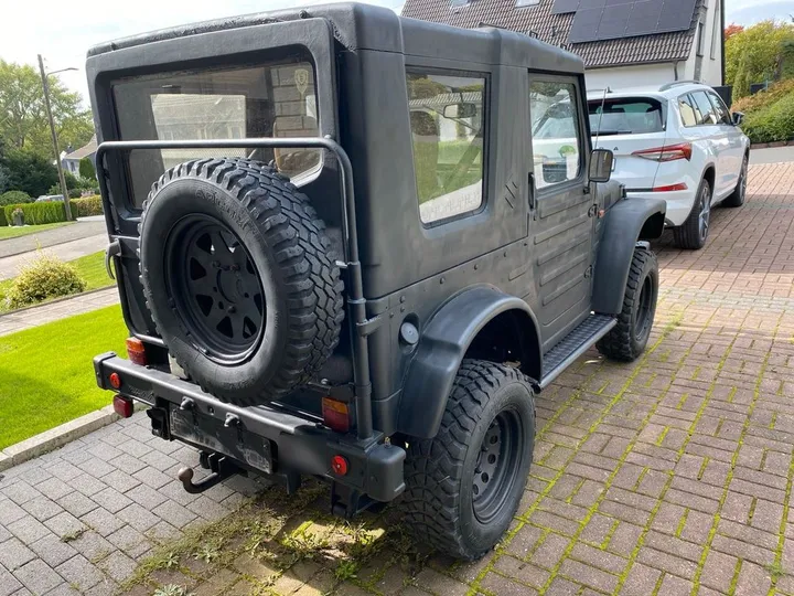 Suzuki LJ