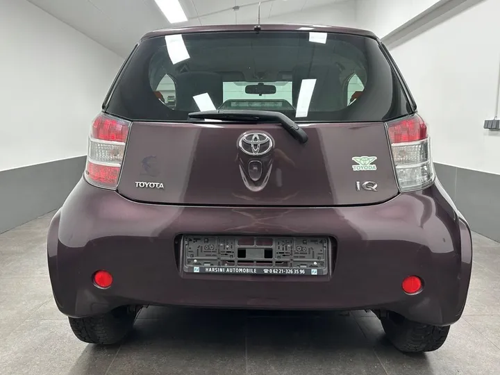 Toyota IQ
