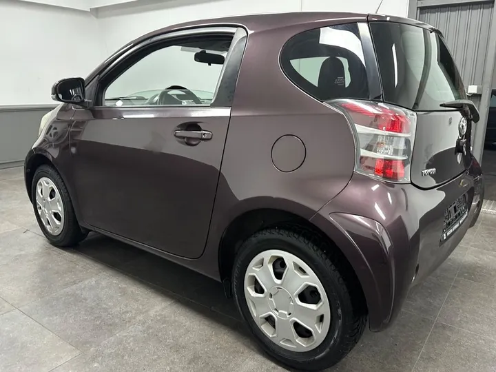 Toyota IQ