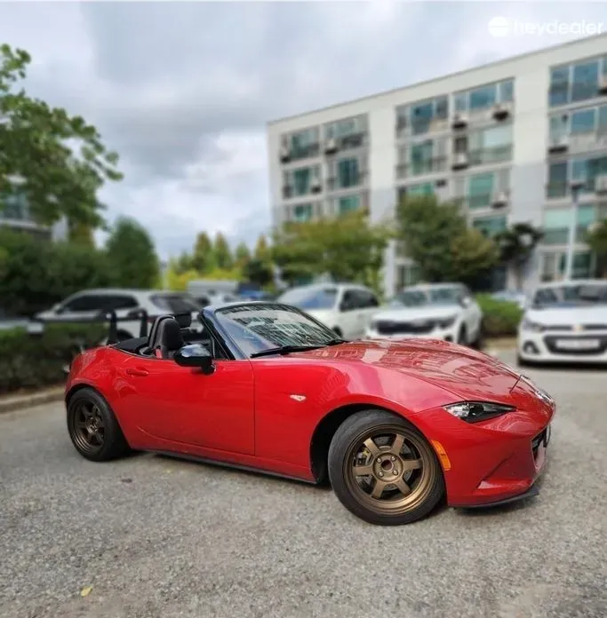 Mazda MX-5 Miata