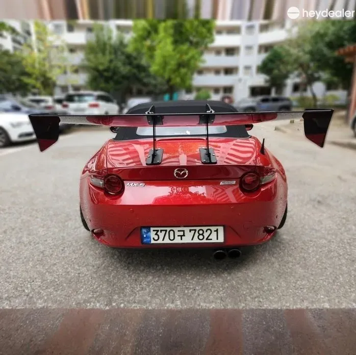 Mazda MX-5 Miata