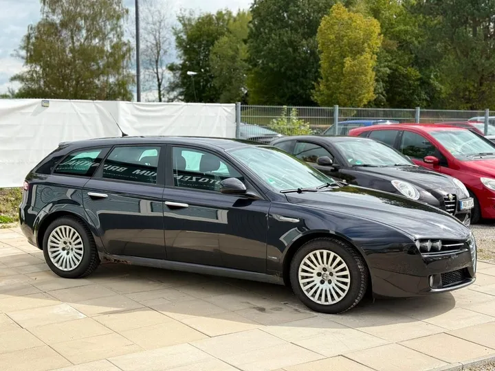 Alfa Romeo 159