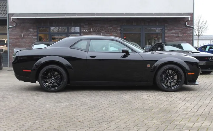 Dodge Challenger