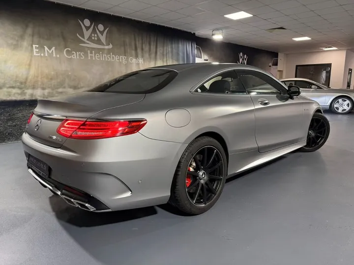 Mercedes-Benz S 63 AMG
