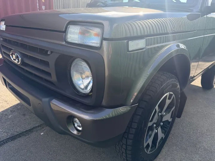 Lada Urban