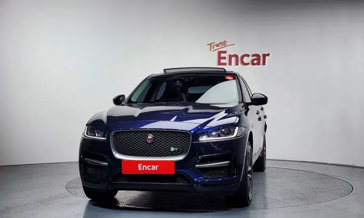 Jaguar F-PACE