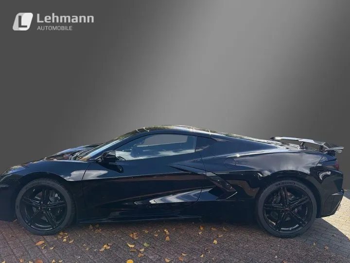 Corvette C8