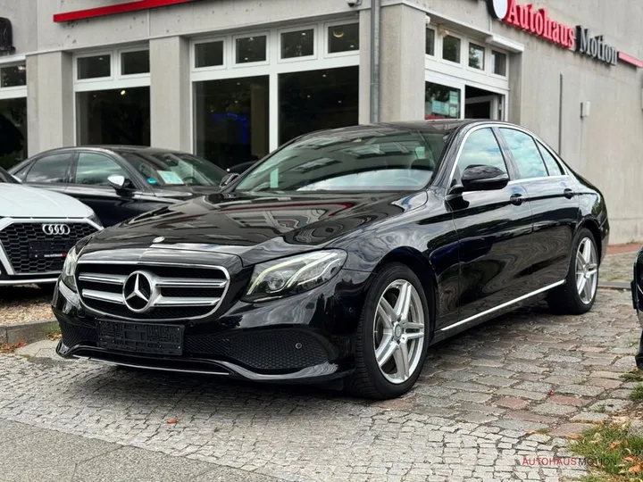 Mercedes-Benz E 220