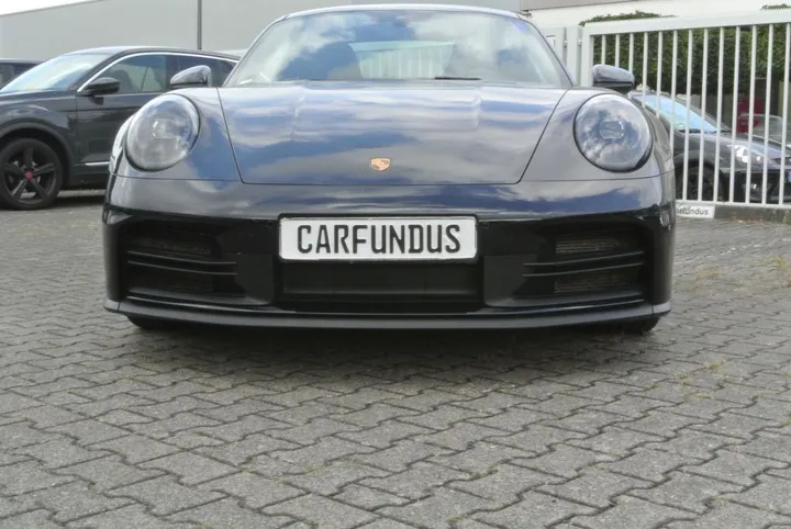 Porsche 992
