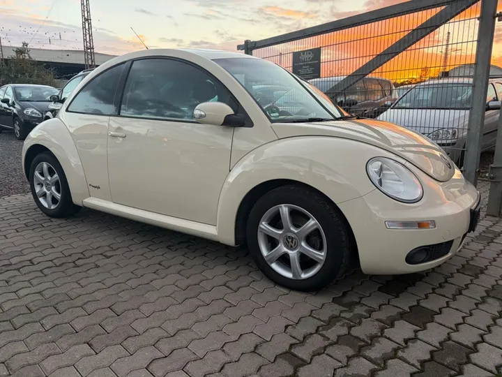 Volkswagen New Beetle