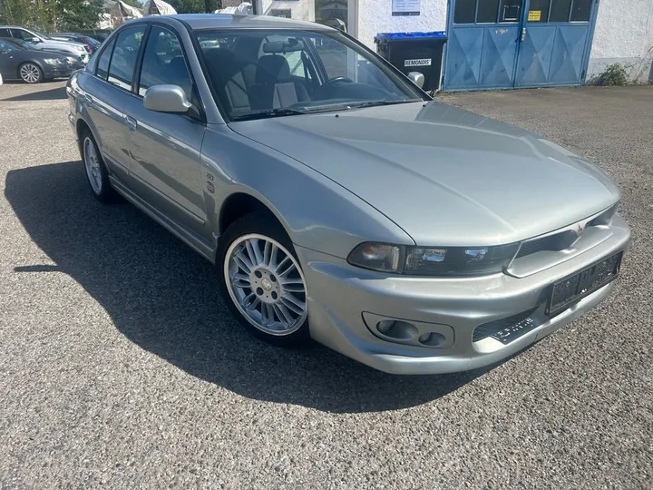 Mitsubishi Galant