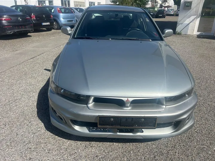 Mitsubishi Galant