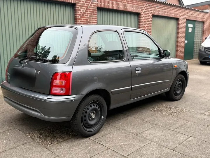 Nissan Micra