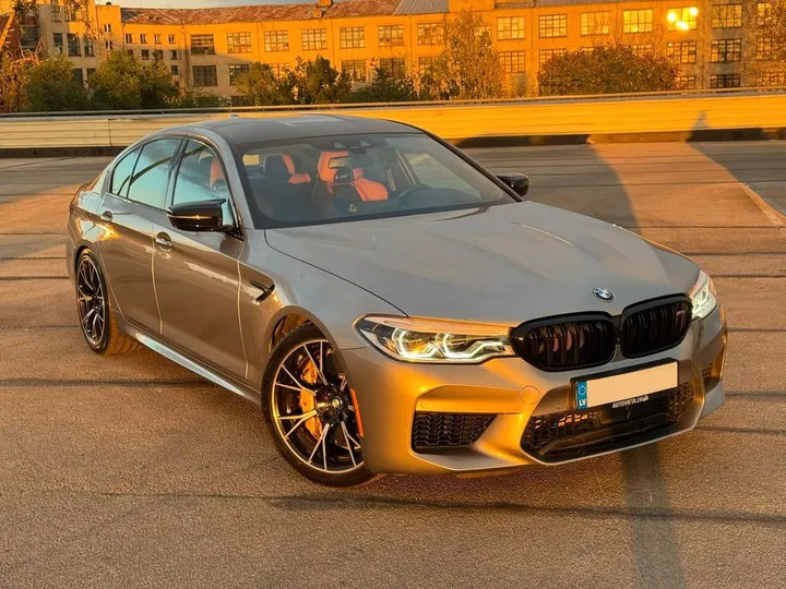 BMW M5