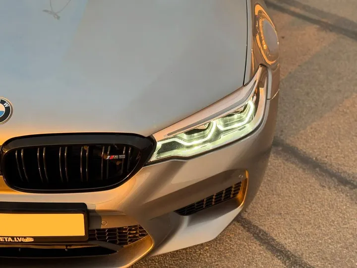 BMW M5