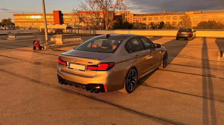 BMW M5