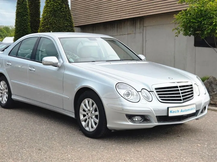 Mercedes-Benz E 280