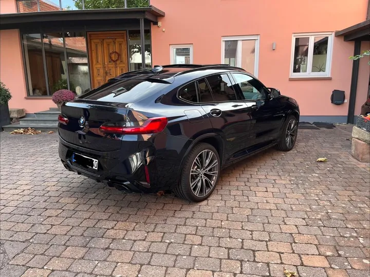 BMW X4 M40