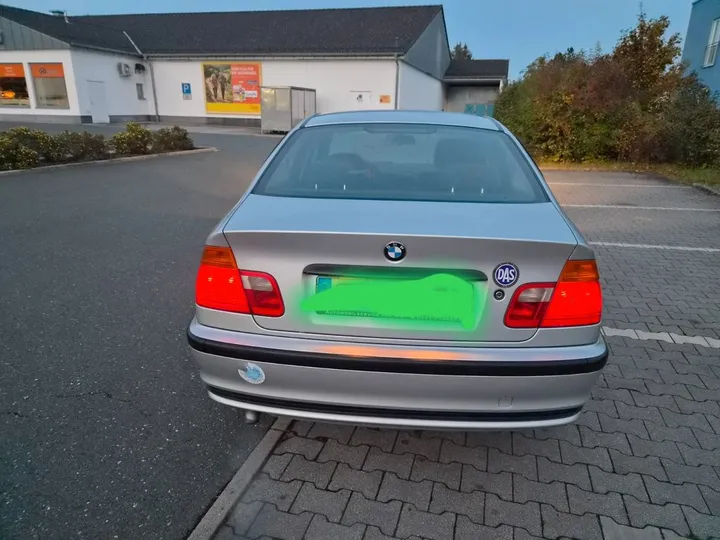 BMW 320