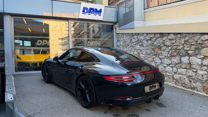 Porsche 991