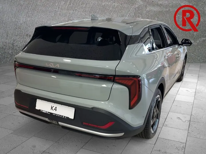 Kia K4