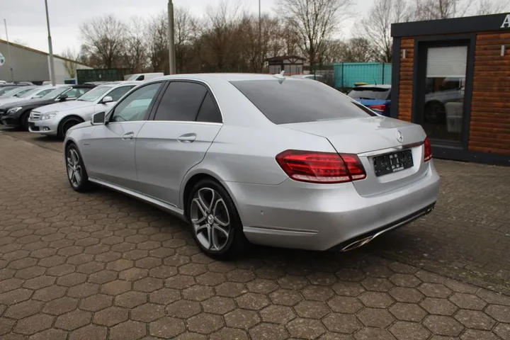 Mercedes-Benz E 500
