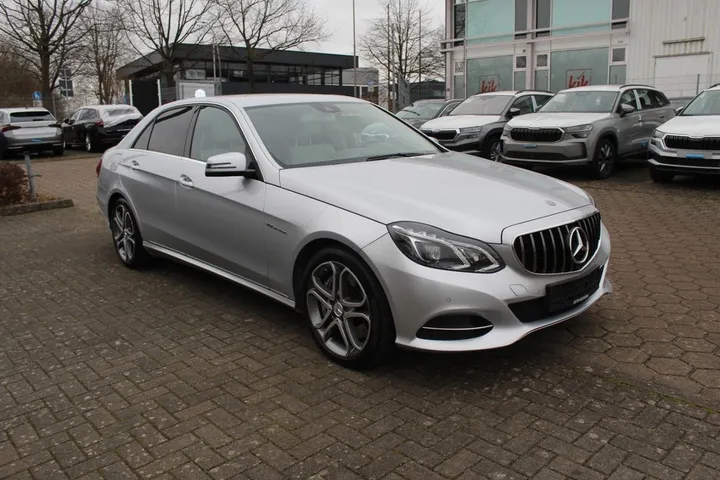 Mercedes-Benz E 500