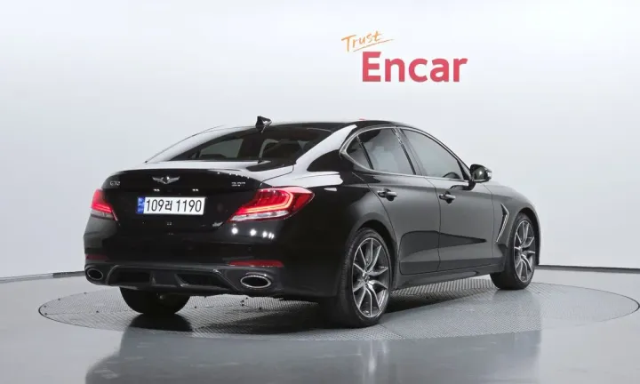 Genesis G70