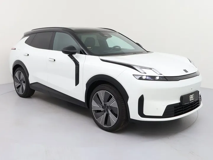 Lynk&Co 08
