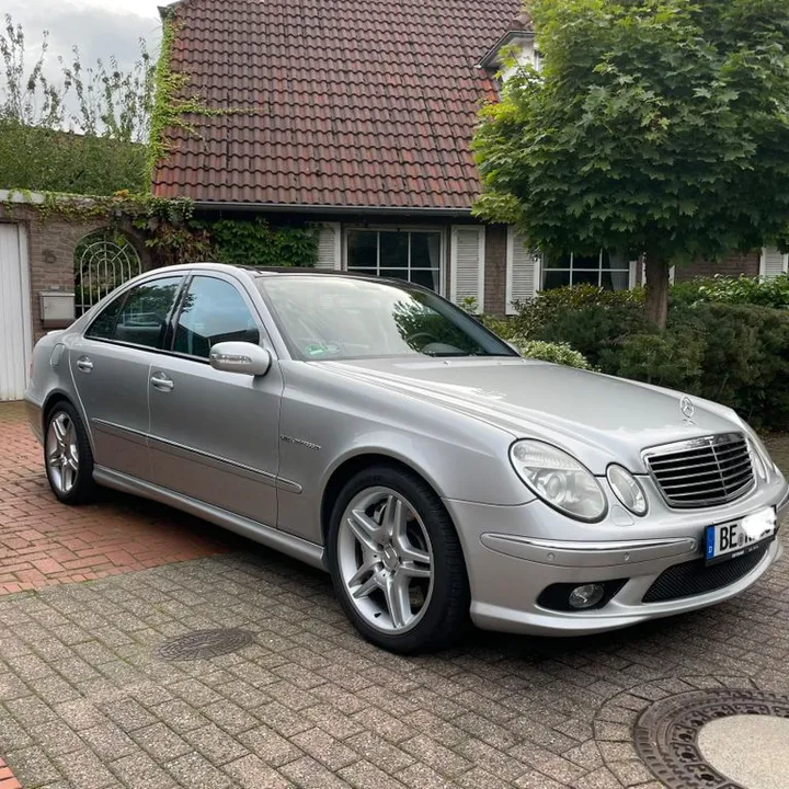 Mercedes-Benz E 55 AMG