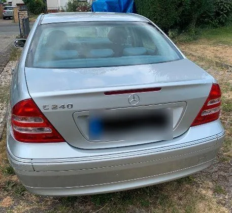 Mercedes-Benz C 240