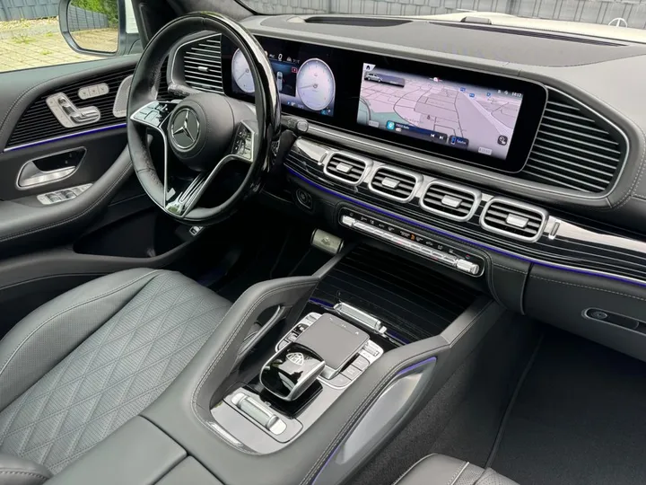 Mercedes-Benz GLS 600