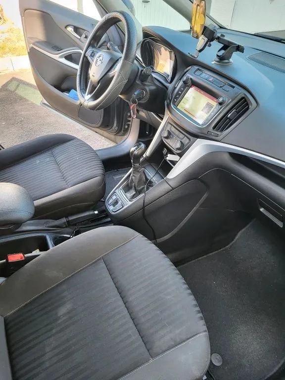 Opel Zafira Tourer