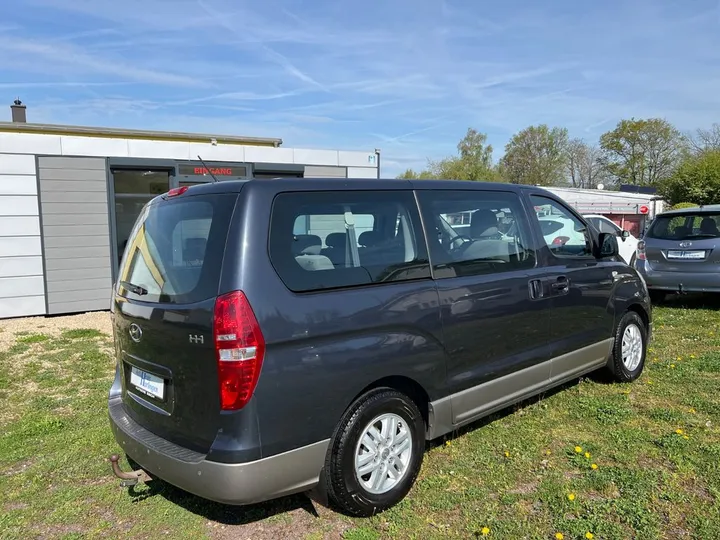 Hyundai H-1