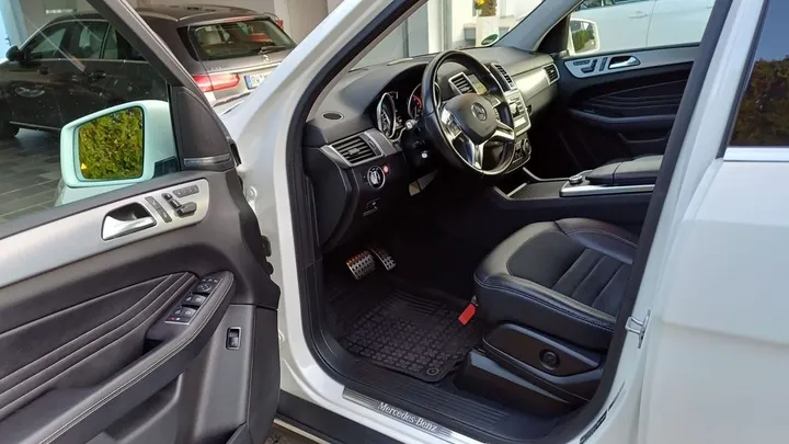 Mercedes-Benz ML 350