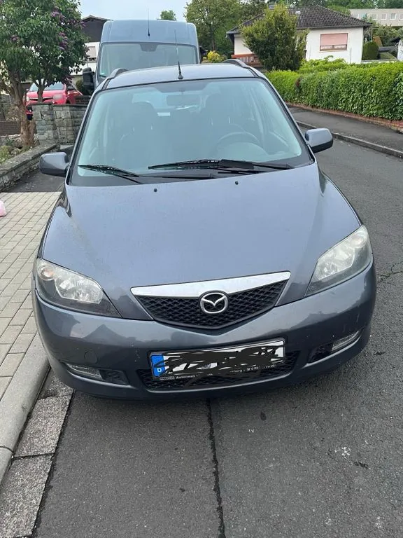 Mazda 2
