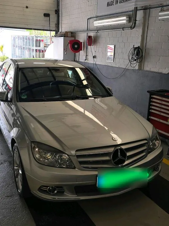 Mercedes-Benz C 200