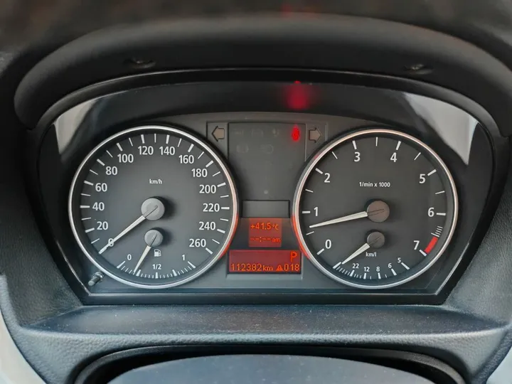 BMW 325