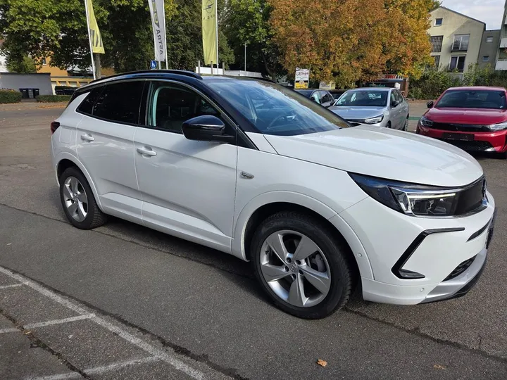 Opel Grandland (X)