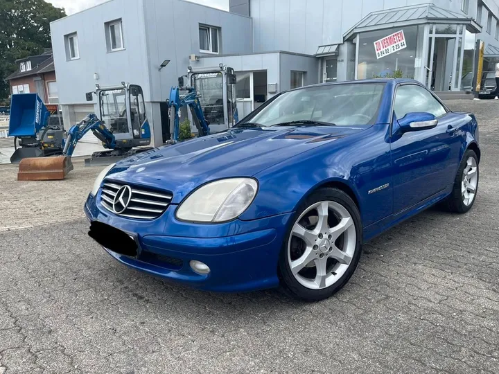 Mercedes-Benz SLK 230
