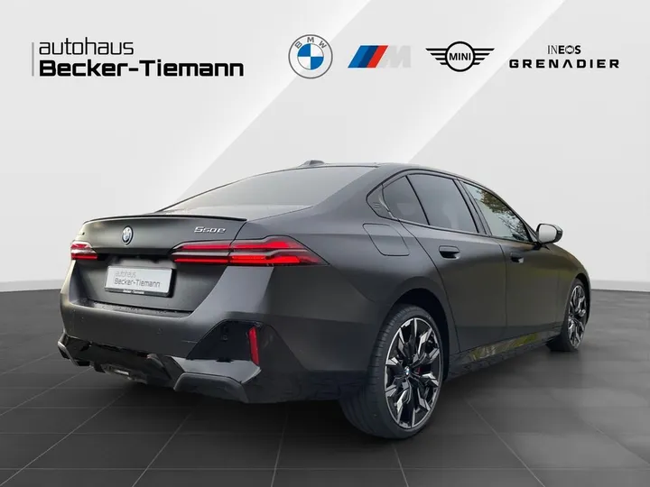 BMW 550
