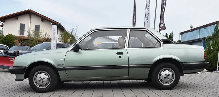 Opel Ascona