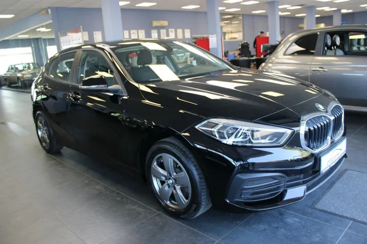 BMW 118