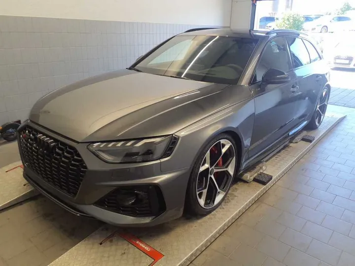 Audi RS4
