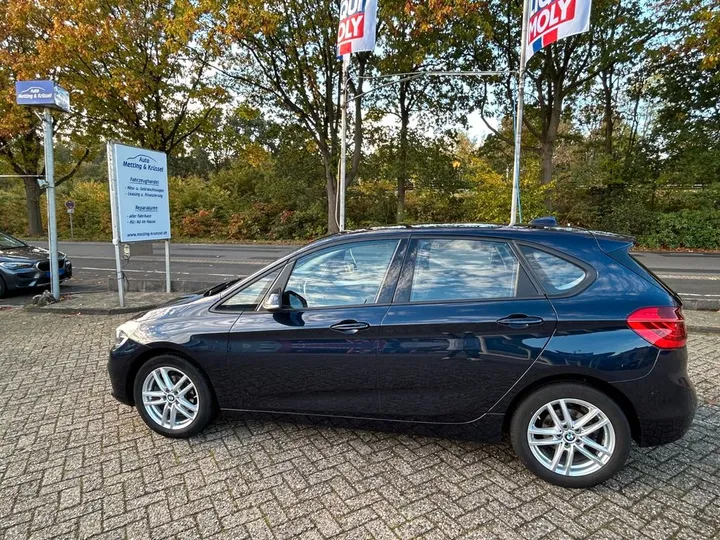 BMW 218