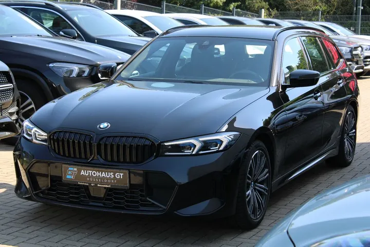 BMW 330