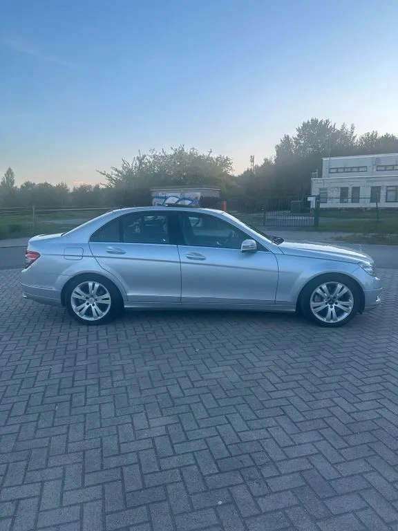 Mercedes-Benz C 350