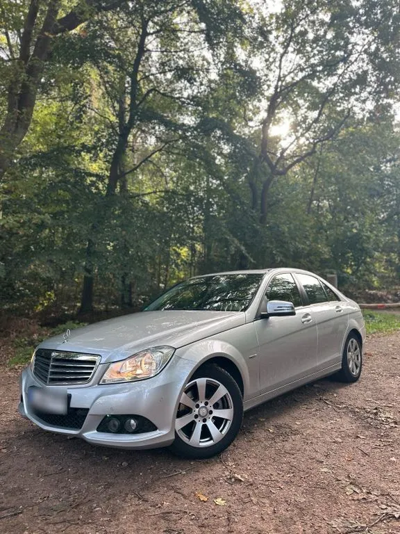 Mercedes-Benz C 200