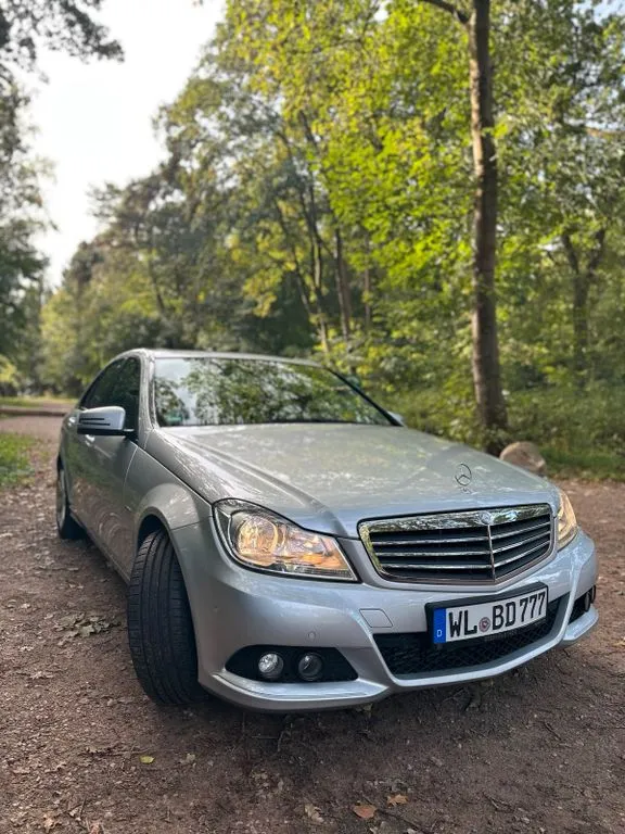 Mercedes-Benz C 200