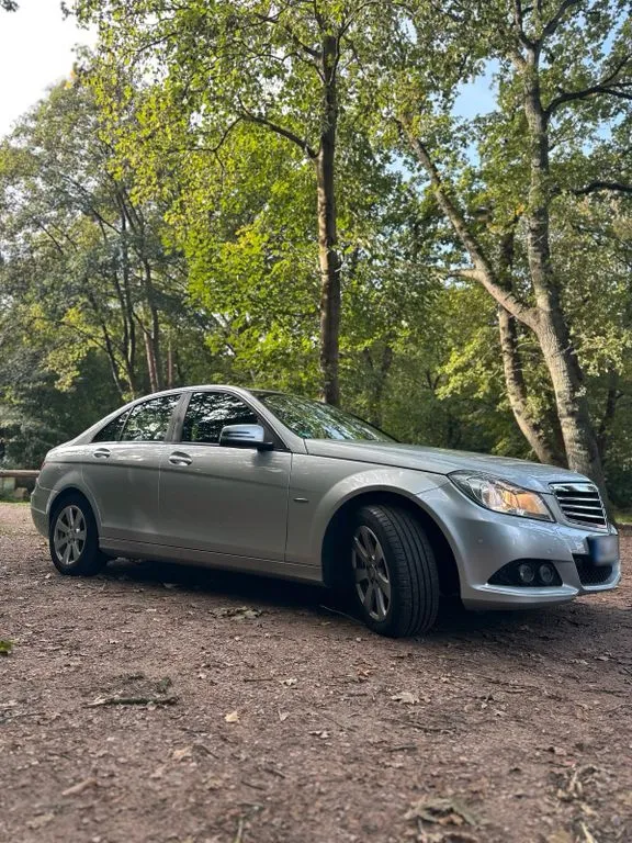 Mercedes-Benz C 200